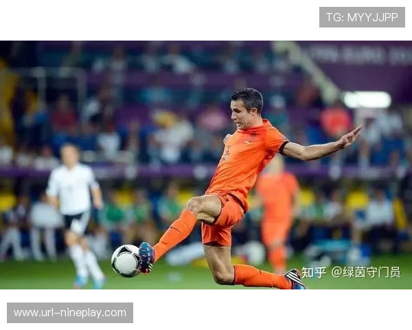 文森特足球球星个人资料与成就介绍 他的职业生涯与比赛亮点解析