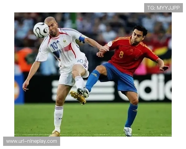 足球天才Ziahie崛起：引领未来的超级球星与足坛新风潮